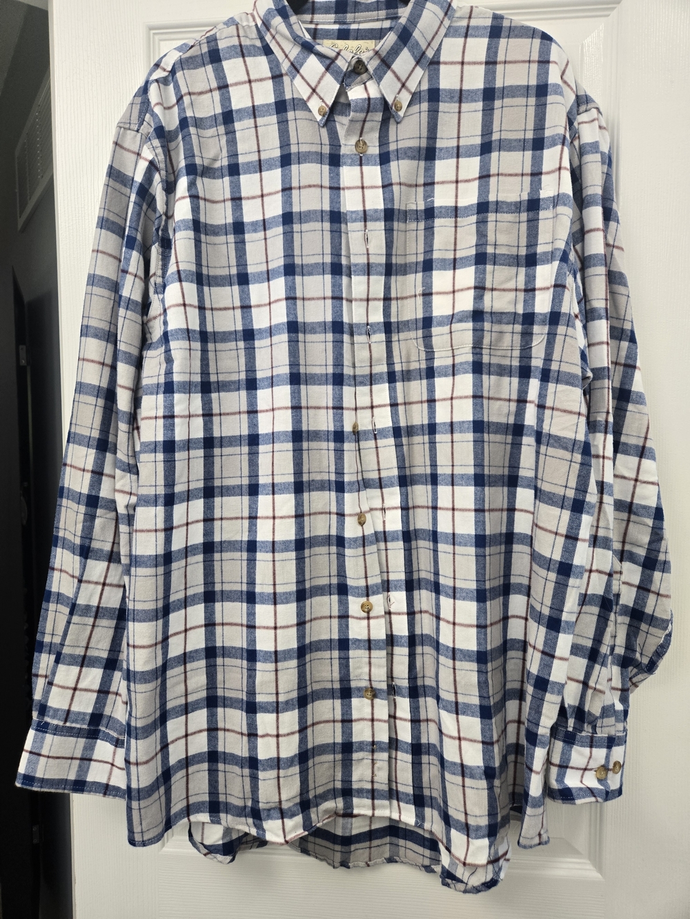 NWOT Cabela's Blue And White Button-Down Flannel Shirt; Size XL Tall